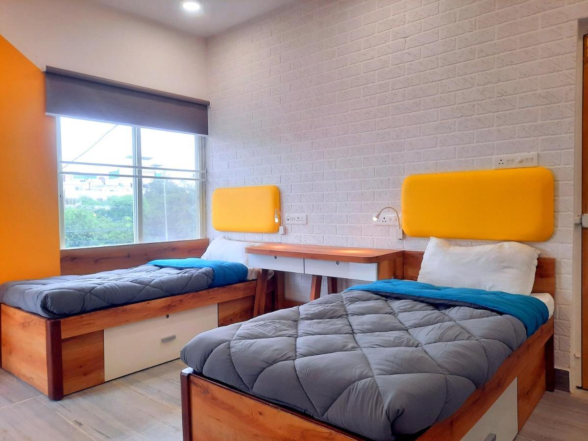 Stay Inn Bhopal Bagian luar foto